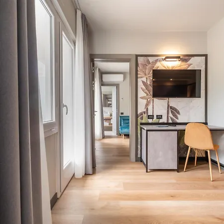 Hotel Majestic 4*